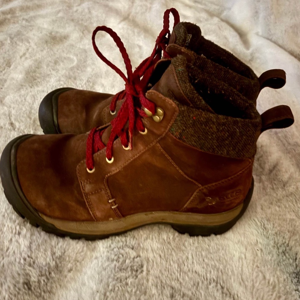 KEEN Kaci II Winter Mid Waterproof Boots Leather Insulated Hiking Womens 10